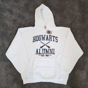 Hogwarts Alumni- Adult Mens